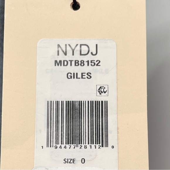 NYDJ Carrot Leg Ankle Jeans in Gray Sizes 0,6,10 NWT - Picture 3 of 10